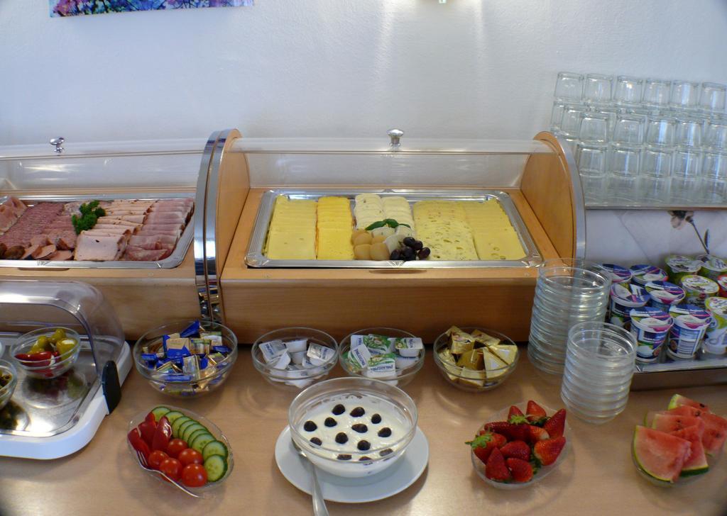 קובורג Hotel Garni - Haus Gemmer מראה חיצוני תמונה